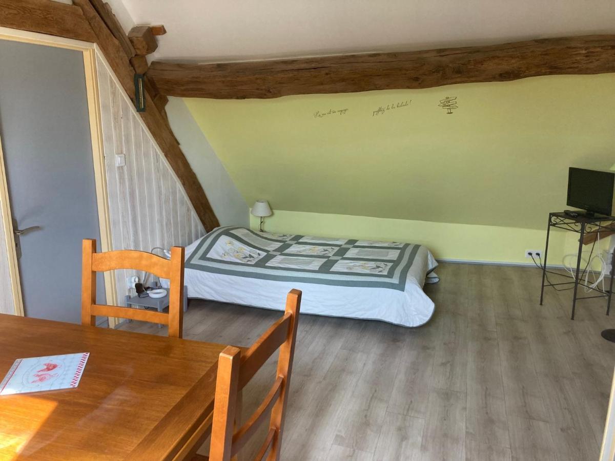 Apartmán Le Calme A La Campagne Besson Exteriér fotografie